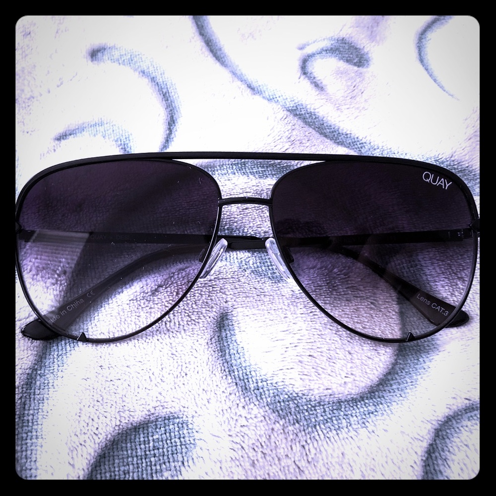 High Key MINI By Quay Sunglasses & Desi Perkins